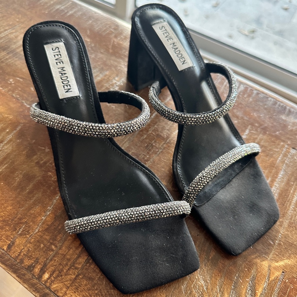 BUNDLE FOR DSCT! Steve Madden Black Rhinestone Sandal